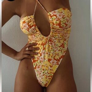 FERN ONE PIECE YELLOW MULTI
